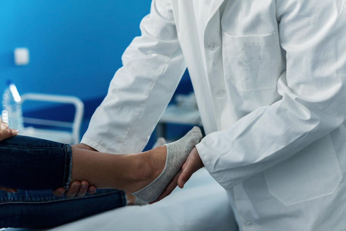 Gesso, Botas Ortopédicas e Talas Estabilizadoras: Entenda as Diferenças e Indicações - Tovcare