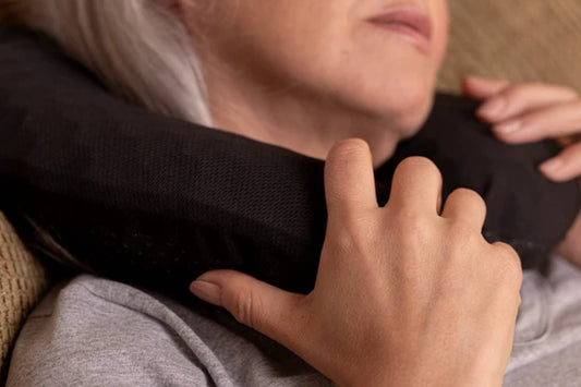 Travesseiro de Pescoço para Conforto e Bem-Estar de Pacientes e Cadeirantes - Tovcare