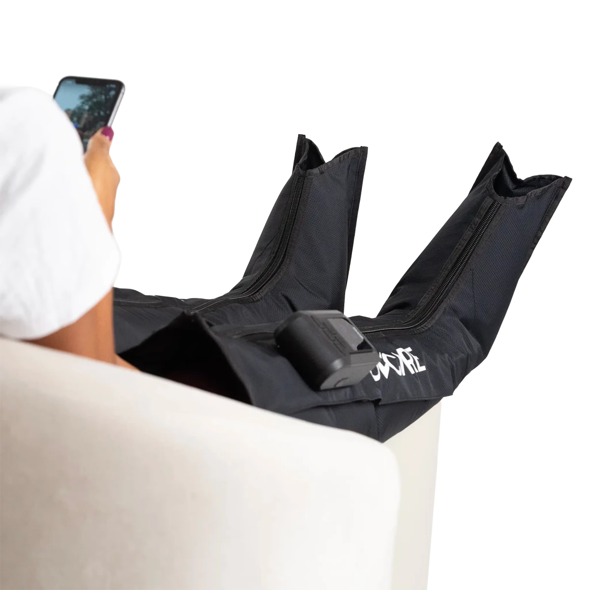 Bota de compressão pneumática e pressoterapia para pernas, desenvolvida com câmaras de ar sequenciais, modos de drenagem ajustáveis e controle sem fio, uma solução ergonômica e tecnológica indispensável para recuperação muscular, drenagem e alívio do estresse.