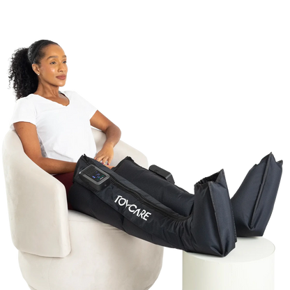 Bota de compressão pneumática e pressoterapia para pernas, desenvolvida com câmaras de ar sequenciais, modos de drenagem ajustáveis e controle sem fio, desenvolvido com múltiplos níveis de intensidade e ondas de vibração/compressão para terapia localizada eficiente.