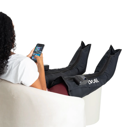 Bota de compressão pneumática e pressoterapia para pernas, desenvolvida com câmaras de ar sequenciais, modos de drenagem ajustáveis e controle sem fio, aparelho massageador de alta performance que estimula o fluxo sanguíneo e relaxa nódulos de tensão.