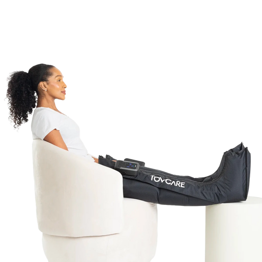 Bota de compressão pneumática e pressoterapia para pernas, desenvolvida com câmaras de ar sequenciais, modos de drenagem ajustáveis e controle sem fio, proporciona terapia de massagem relaxante, alívio de dores nas articulações e rápida recuperação muscular.