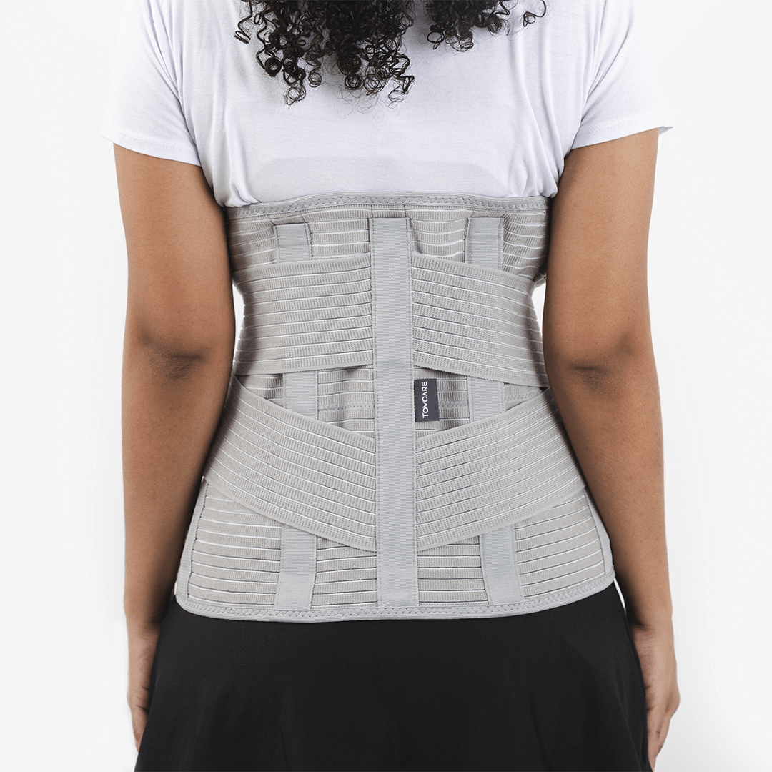 Colete ortopédico Putti para estabilização de coluna, estruturado com hastes rígidas de alumínio moldável e faixas elásticas de alta compressão, ideal para garantir sustentação postural, alívio de tensões e estabilização segura no dia a dia.