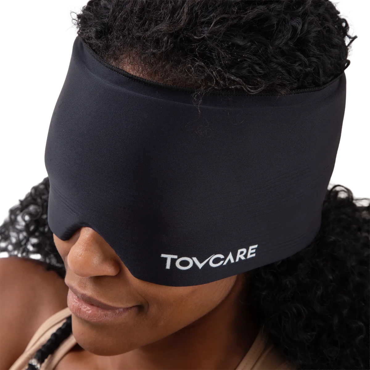 Touca e faixa para cabeça com gel térmico para enxaqueca, confeccionada em tecido elástico macio com bolsas de gel integradas para compressão 360° quente ou fria, combina flexibilidade contínua mesmo congelado, revestimento macio e cintas ajustáveis de fixação.
