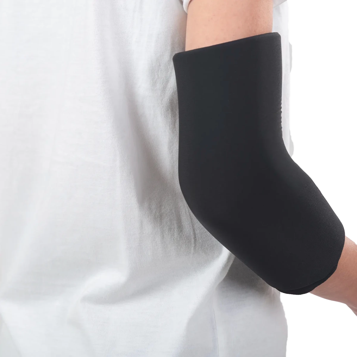 Faixa multiuso com gel térmico para compressa quente e fria, desenvolvida com fita ajustável de velcro e bolsa de gel flexível reutilizável, ideal para terapias de crioterapia (frio) e termoterapia (quente), proporcionando alívio rápido de dores e inchaços.