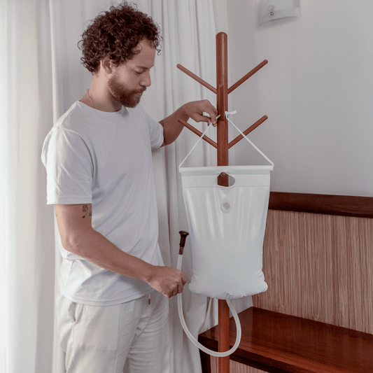 RESERVATÓRIO DE ÁGUA COM CHUVEIRO PORTÁTIL - Tovcare