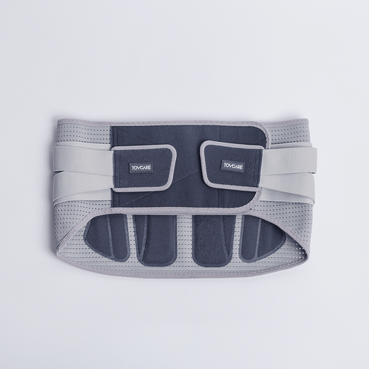 Cinta lombar ortopédica com hastes de sustentação, confeccionada em neoprene e elástico respirável para estabilização da região lombar e alívio de dores, desenvolvido com estrutura anatômica que alinha a coluna e oferece suporte firme com alto conforto.