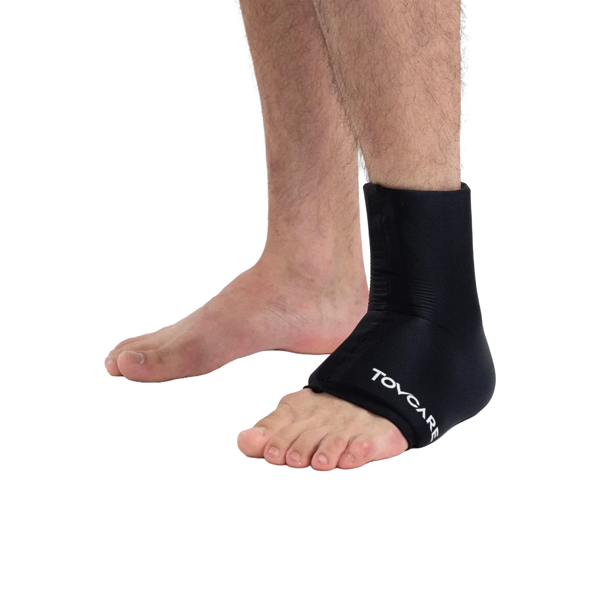 Tornozeleira com gel térmico para crioterapia e recuperação, confeccionada com gel flexível que envolve a articulação para redução de edemas e torções, uma solução terapêutica reutilizável indispensável para recuperação de lesões, contusões e processos inflamatórios.